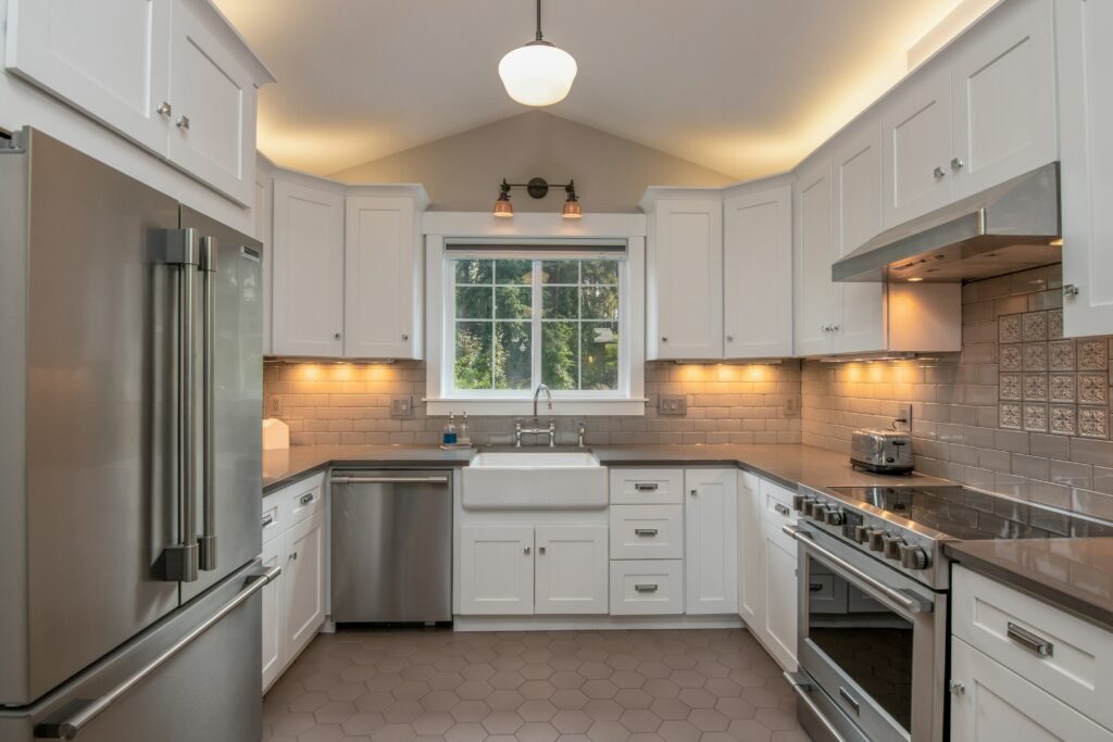 white wooden kitchen
